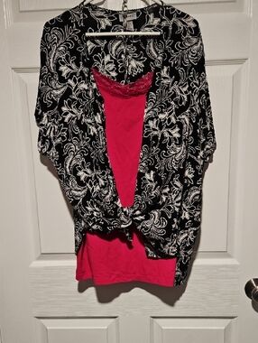 Catherines Black Rayon Top with White Swirl Floral Print